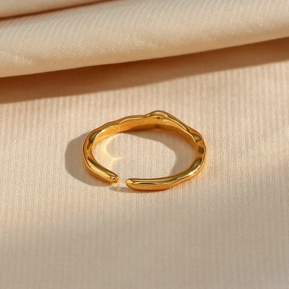 Blair Minimalist Ring