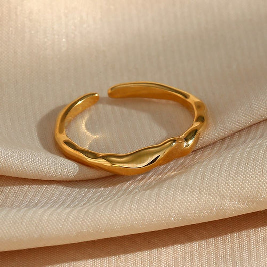 Blair Minimalist Ring